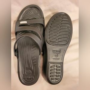 Crocs size 8 Sandals, NEW
